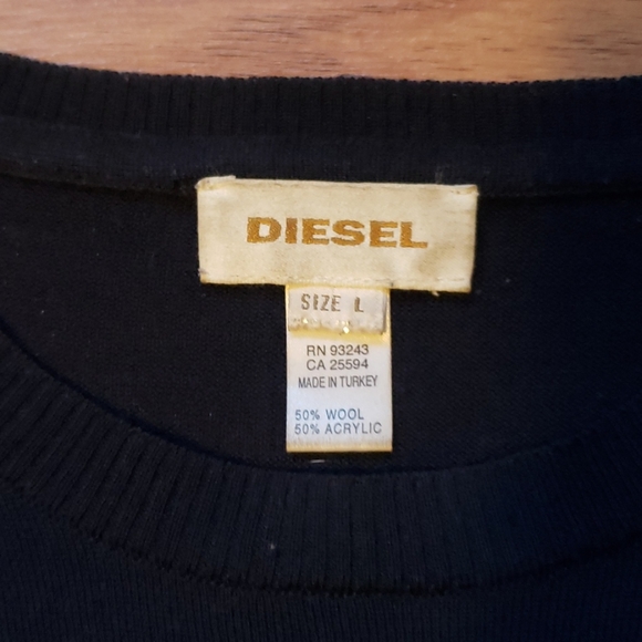 Diesel wool sweater (size large) - Picture 4 of 4